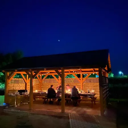 Ekoraj *